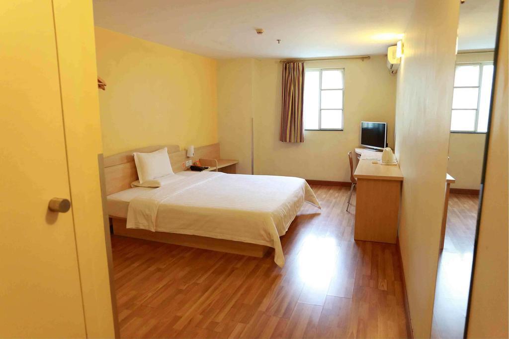 7Days Inn Guangzhou Tianhe Tangxia Junjing Huayuan 객실 사진