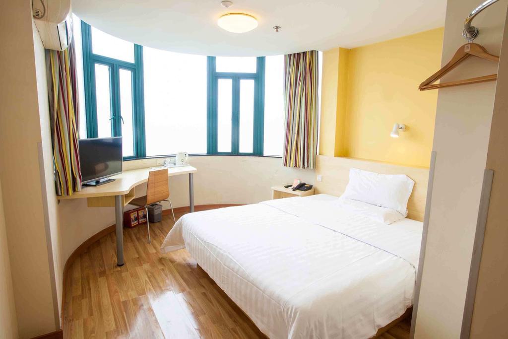 7Days Inn Guangzhou Tianhe Tangxia Junjing Huayuan 객실 사진
